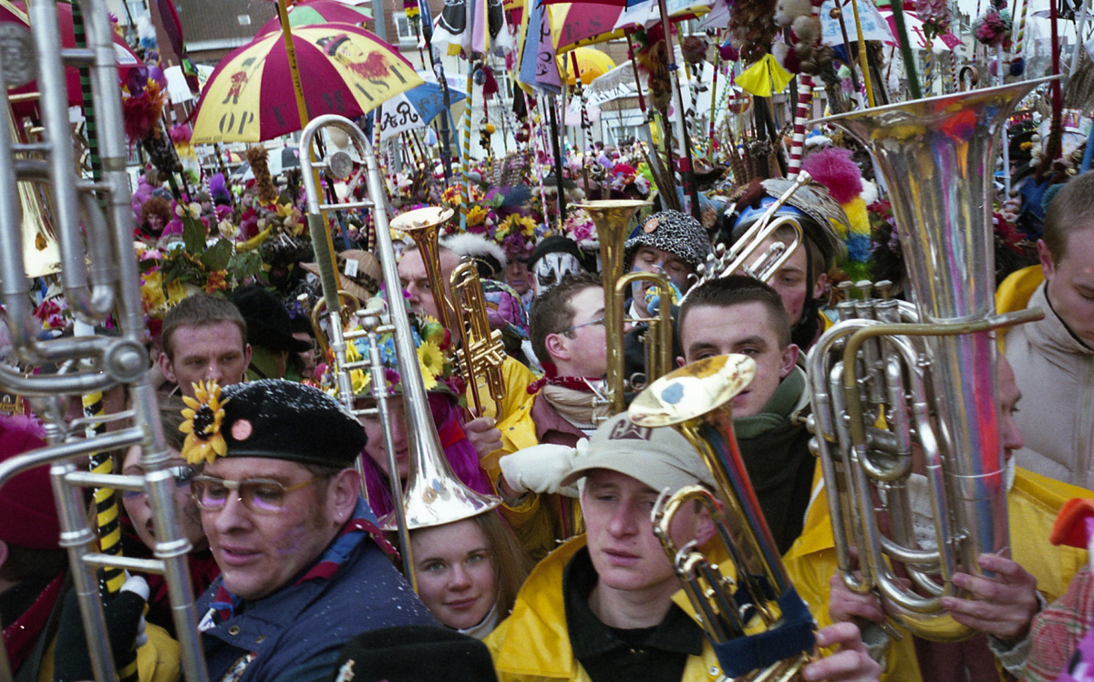 KarnavalBT-27